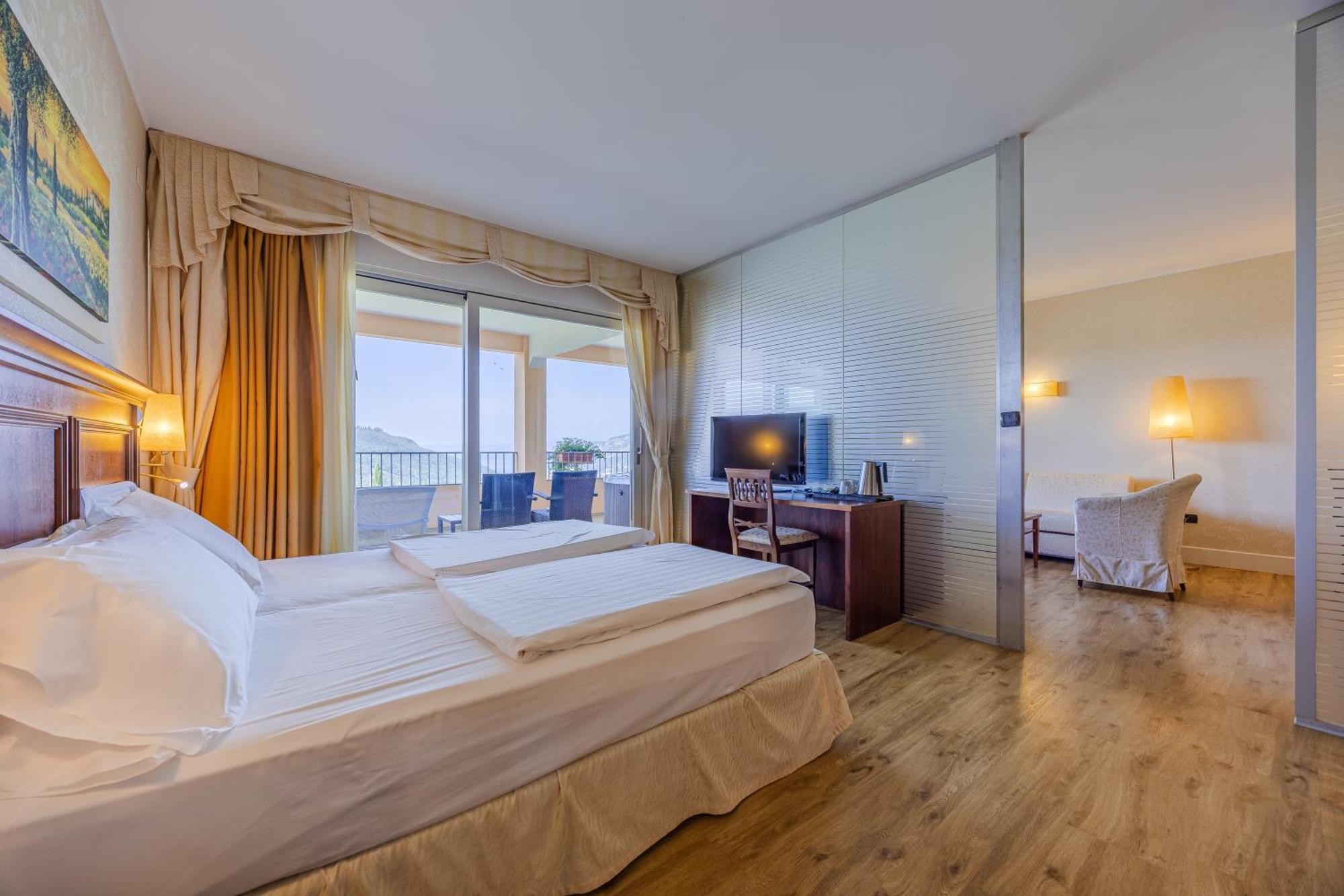 Hotel Boffenigo - The Golden Hour Costermano Kültér fotó